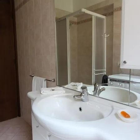 Rosina 3 Apts Lake Views Villa Nesso