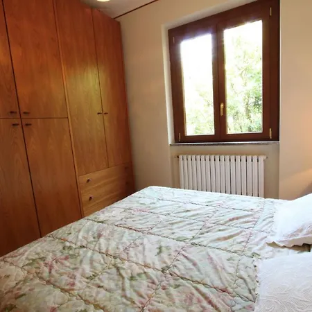 Willa Rosina 3 Apts Lake Views Nesso